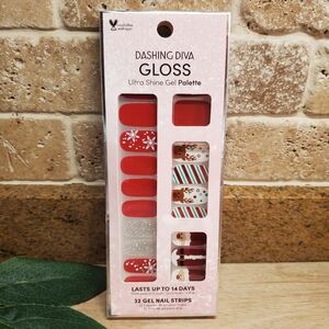 🆕 Dashing Diva Nail Wraps - Santa's Helper